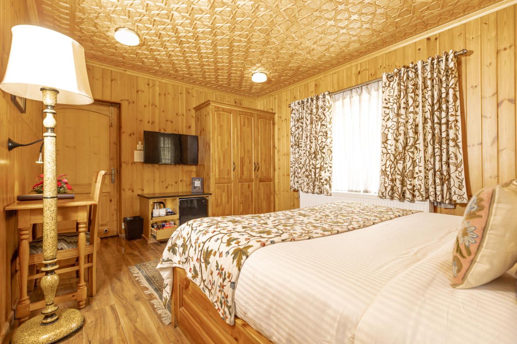 Shaw Inn By Stay Pattern Γκουλμάργκ Εξωτερικό φωτογραφία